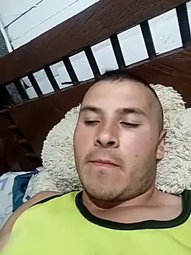 Snapshot of santiii___12 chatting on March 2026 07:36:02 AM santiii 12 online show from March 2026 07:36:02 AM