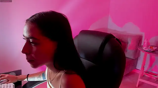 ValkaGrecco online show from January 2026 11:32:02 PM