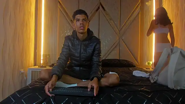 Hotcouple 222 online show from November 2025 07:41:02 AM