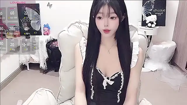 -EEBABY online show from June 2026 01:33:01 PM