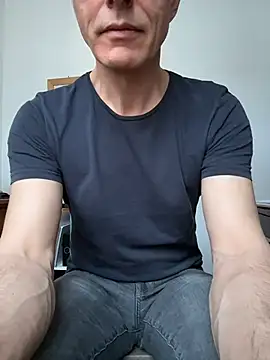 Snapshot of SexyLeon8 chatting on March 2026 04:48:01 PM SexyLeon8 online show from March 2026 04:48:01 PM