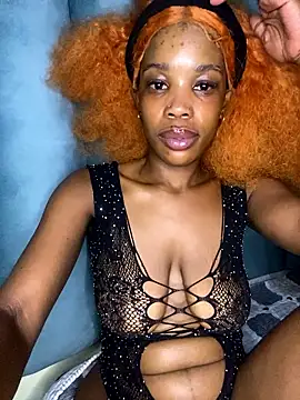 Snapshot of Caramel_Mellow chatting on January 2026 11:31:01 PM Caramel Mellow online show from January 2026 11:31:01 PM