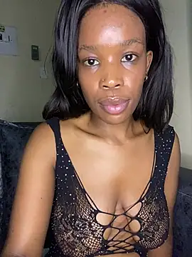 Snapshot of Caramel_Mellow chatting on March 2026 10:38:02 PM Caramel Mellow online show from March 2026 10:38:02 PM