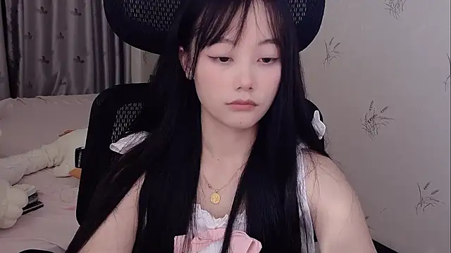 puppy-999 online show from June 2026 02:33:01 PM