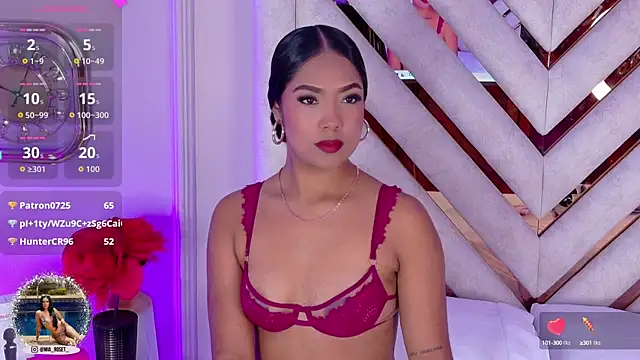 Mia Roset online show from October 2025 01:08:02 PM