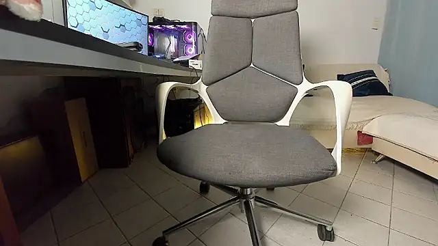 Snapshot of DiositoHerus chatting on February 2026 03:37:02 AM DiositoHerus online show from February 2026 03:37:02 AM