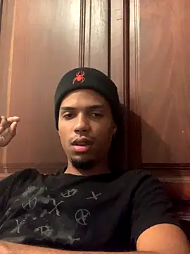 MrPrince05 online show from September 2025 04:29:02 PM