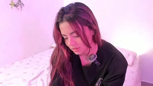 Snapshot of valy_shyness chatting on November 2025 02:17:02 AM valy shyness online show from November 2025 02:17:02 AM