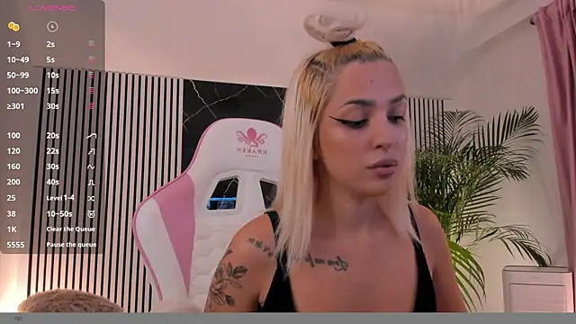 daisyblushh online show from October 2025 04:07:02 PM