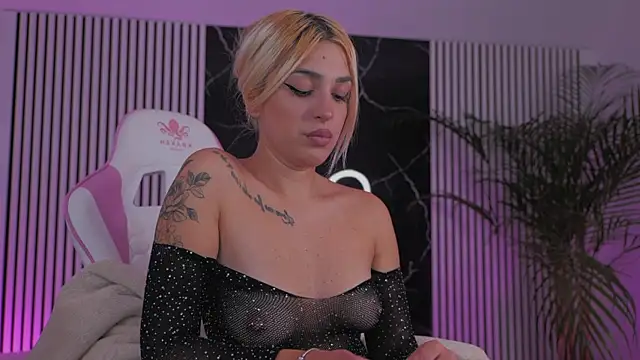 daisyblushh online show from November 2025 07:34:01 PM