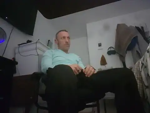 Snapshot of Scott654538 chatting on May 2026 07:59:01 AM Scott654538 online show from May 2026 07:59:01 AM