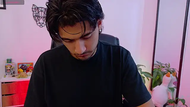 Snapshot of Elian_savoy chatting on February 2026 12:45:02 PM Elian savoy online show from February 2026 12:45:02 PM