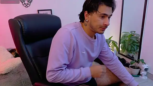 Snapshot of Elian_savoy chatting on February 2026 11:32:01 AM Elian savoy online show from February 2026 11:32:01 AM