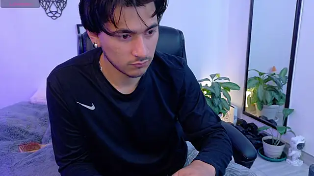 Snapshot of Elian_savoy chatting on March 2026 10:21:01 AM Elian savoy online show from March 2026 10:21:01 AM