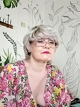 Snapshot of Catty_Lady chatting on May 2026 07:19:01 PM Catty Lady online show from May 2026 07:19:01 PM