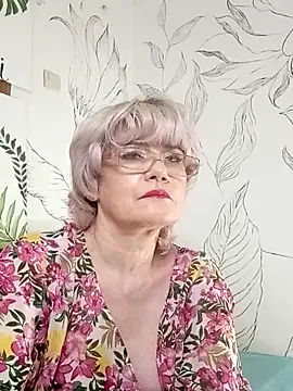 Snapshot of Catty_Lady chatting on May 2026 07:09:01 PM Catty Lady online show from May 2026 07:09:01 PM