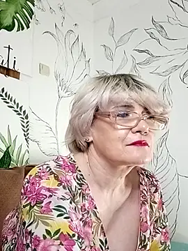 Snapshot of Catty_Lady chatting on May 2026 07:31:01 PM Catty Lady online show from May 2026 07:31:01 PM