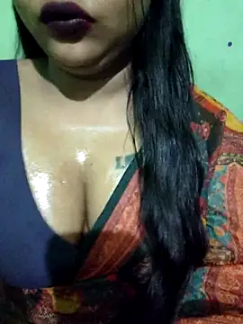 Snapshot of JIYA-04 chatting on September 2025 06:24:02 AM JIYA-04 online show from September 2025 06:24:02 AM