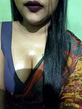 Snapshot of JIYA-04 chatting on September 2025 01:01:01 PM JIYA-04 online show from September 2025 01:01:01 PM