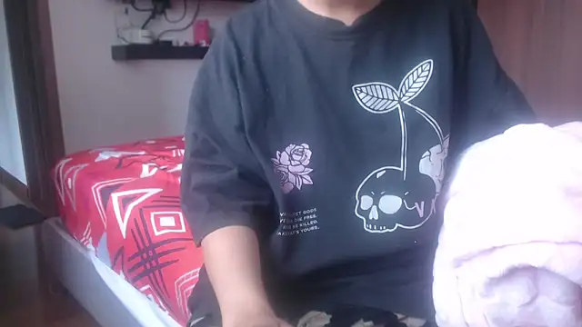 Snapshot of sabrina_v_ chatting on February 2026 04:58:02 PM sabrina v online show from February 2026 04:58:02 PM