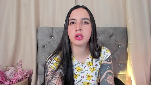 kaylee lee online show from January 2026 04:15:01 AM