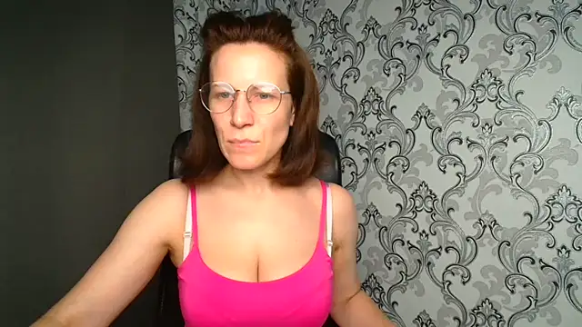 Snapshot of Kelly_Kisss chatting on July 2026 08:20:01 AM Kelly Kisss online show from July 2026 08:20:01 AM
