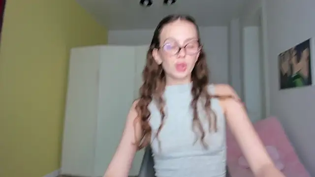 roxxxy 10 online show from November 2025 03:05:01 AM