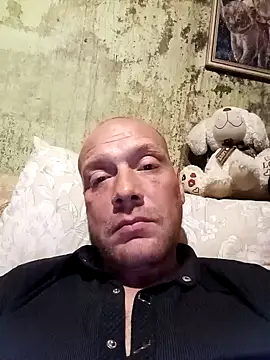 Snapshot of ToughDraft14 chatting on May 2026 03:39:02 PM ToughDraft14 online show from May 2026 03:39:02 PM