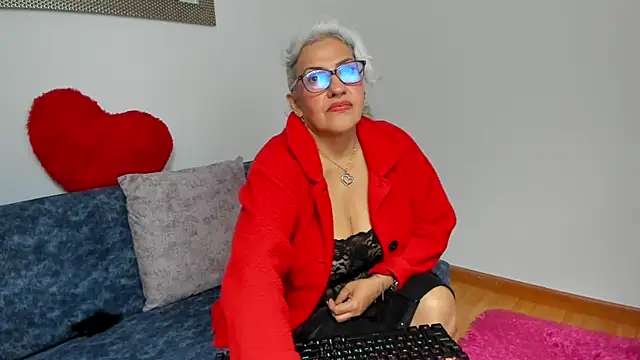 Snapshot of marilyn70 chatting on February 2026 12:06:01 AM marilyn70 online show from February 2026 12:06:01 AM