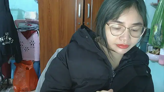 Uhem112 online show from January 2026 12:47:02 AM