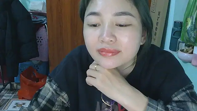 Uhem112 online show from January 2026 01:24:01 PM