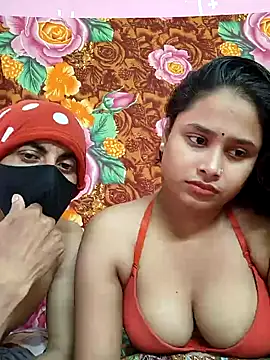 Seducing couple online show from December 2025 10:55:01 AM