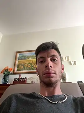 Snapshot of Lucamilano1991 chatting on October 2025 08:53:01 AM Lucamilano1991 online show from October 2025 08:53:01 AM