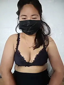 Snapshot of sia_143 chatting on June 2026 04:12:01 AM sia 143 online show from June 2026 04:12:01 AM