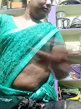 Snapshot of papukurty chatting on February 2026 02:08:02 AM papukurty online show from February 2026 02:08:02 AM