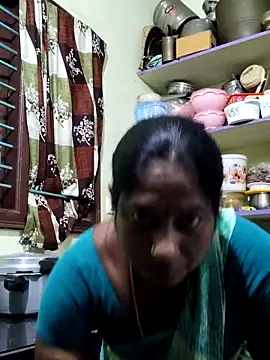 Snapshot of papukurty chatting on March 2026 01:44:02 AM papukurty online show from March 2026 01:44:02 AM