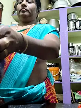 Snapshot of papukurty chatting on March 2026 02:19:01 AM papukurty online show from March 2026 02:19:01 AM