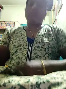 Snapshot of papukurty chatting on March 2026 01:33:01 PM papukurty online show from March 2026 01:33:01 PM