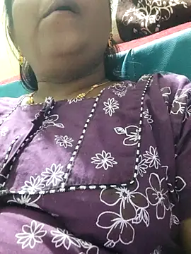 Snapshot of papukurty chatting on April 2026 01:41:01 PM papukurty online show from April 2026 01:41:01 PM