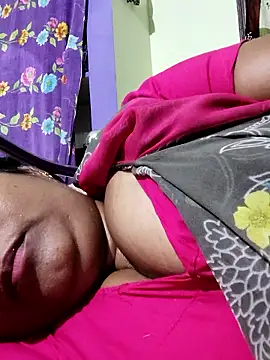 Snapshot of papukurty chatting on April 2026 11:32:01 PM papukurty online show from April 2026 11:32:01 PM