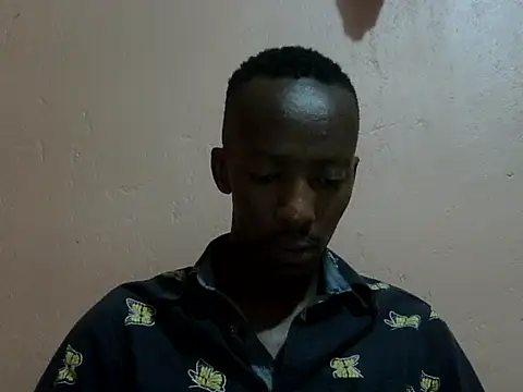 shadez94 online show from September 2025 07:37:01 PM