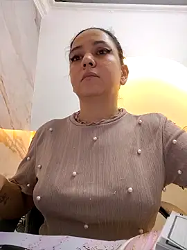 Snapshot of Abbyjoness21 chatting on October 2025 10:21:01 PM Abbyjoness21 online show from October 2025 10:21:01 PM