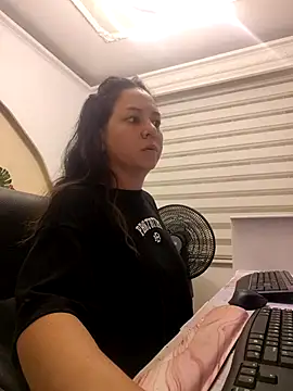 Snapshot of Abbyjoness21 chatting on November 2025 09:42:02 PM Abbyjoness21 online show from November 2025 09:42:02 PM