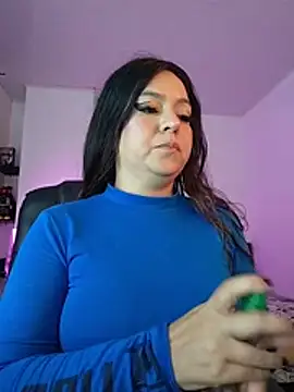 Snapshot of Abbyjoness21 chatting on December 2025 07:20:02 PM Abbyjoness21 online show from December 2025 07:20:02 PM