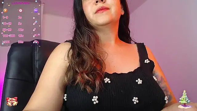 Snapshot of Abbyjoness21 chatting on December 2025 08:04:01 PM Abbyjoness21 online show from December 2025 08:04:01 PM