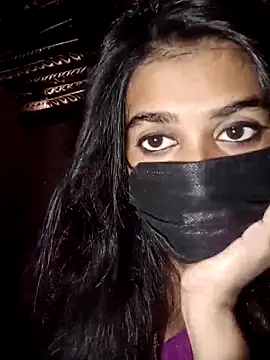 umairahaasan 1 online show from November 2025 10:14:01 AM