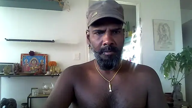 frenchblackc31 online show from October 2025 04:08:01 PM