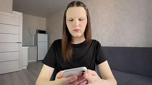 Snapshot of vertul1ana chatting on June 2026 01:42:02 PM vertul1ana online show from June 2026 01:42:02 PM