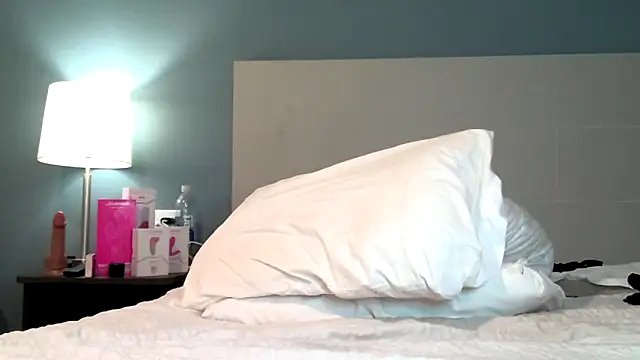 Keikomiller online show from December 2025 01:16:01 PM