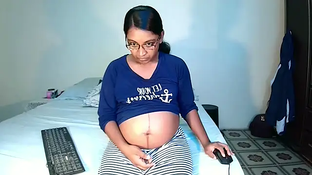 indiansweetflava online show from April 2026 11:59:01 AM